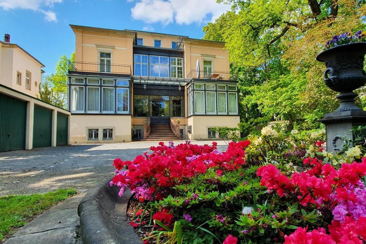 Ferienwohnungen Villa Haniel Julius Dresden Exterior photo